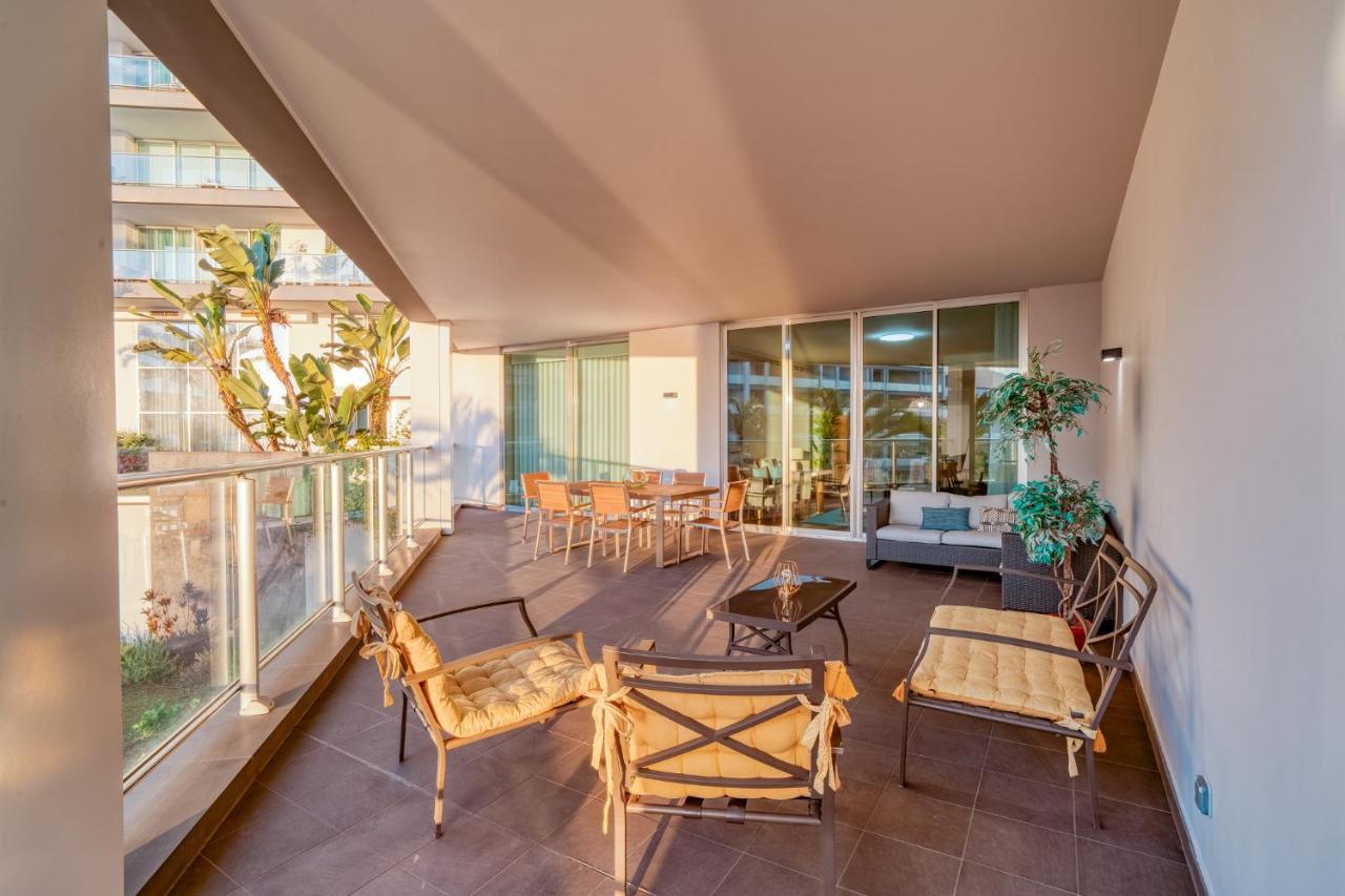 Bm - 3 Pools-gym-ac-huge Balcony Sea View *